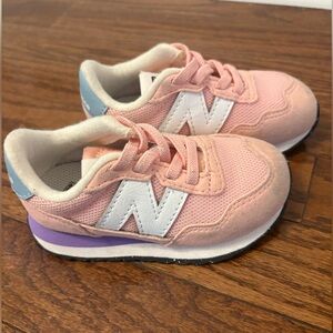 New Balance 237 Toddler Sneakers Pink Size 7